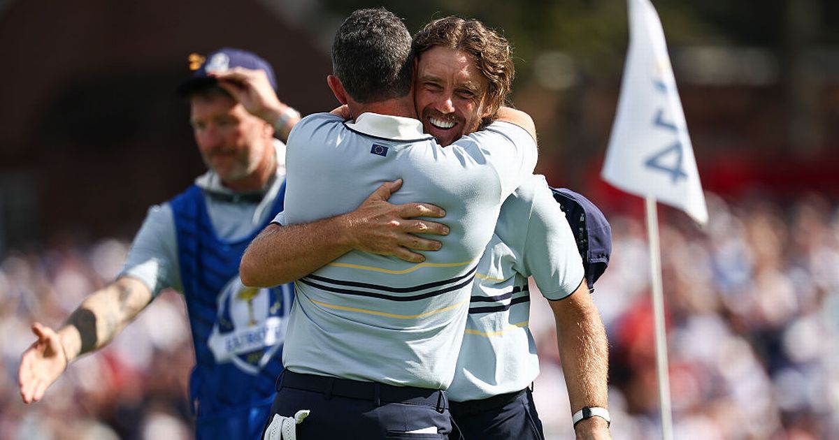Ryder Cup LIVE: Europe hold three-point lead ahead of Saturday foursomes